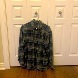 Long sleeve plaid shirt